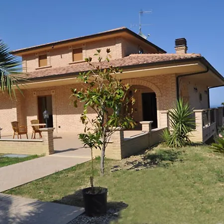La Terrazza Sul Cerrano Bed & Breakfast *